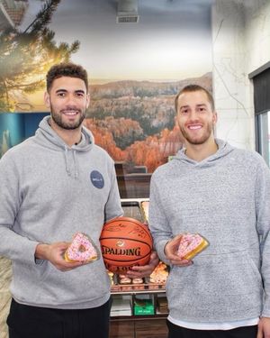 Image post by @georgesniang on Instagram