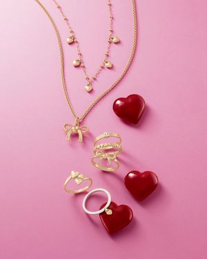 Image post by @dillards on Instagram