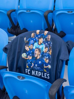 Image post by @fc.naples on Instagram