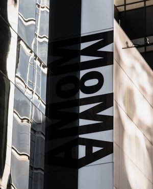 Image post by @nyhiltonmidtown on Instagram