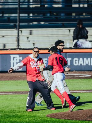 Image post by @futuresnear on Instagram