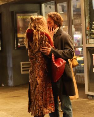 Image post by @people on Instagram