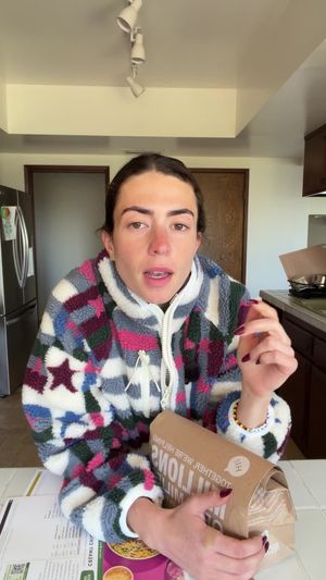 Video post by @victoriaparis on TikTok