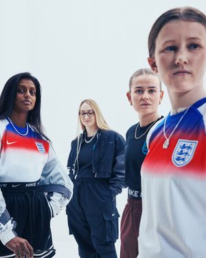 Image post by @lionesses on Instagram