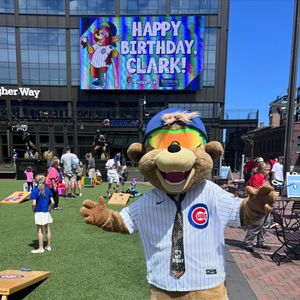Image post by @clarkthecub on Instagram