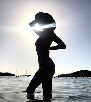 Image post by @carlabenavent17 on Instagram