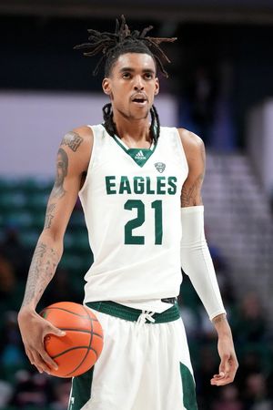 Image post by @NoCeilingsNBA on Twitter