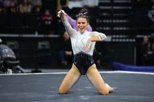 Image post by @IowaGymnastics on Twitter