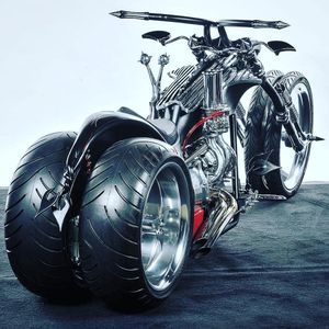 Image post by @loonatic.bikelife on Instagram