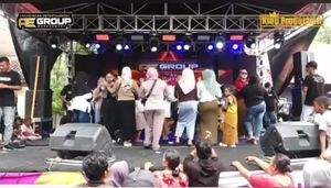 Video post by @da7april on TikTok
