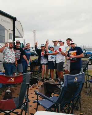 Image post by @nascaratcota on Instagram