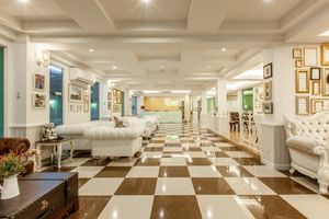 Image post by @gallerylakeviewhotel on Instagram