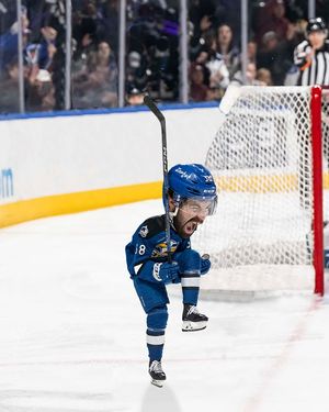 Image post by @coloradoeagleshockey on Instagram
