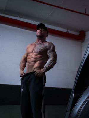 Image post by @theofficialjefflevasseur on Instagram