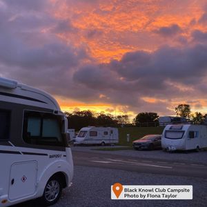 Image post by @candmclub on Instagram