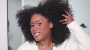 Video post by @iknowlee on YouTube