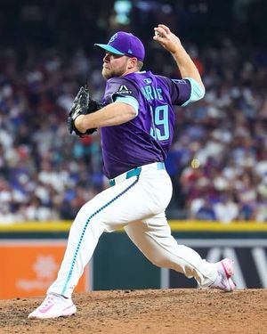 Image post by @annacarringtonphoto on Instagram