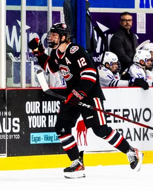 Image post by @scsumhockey on Instagram