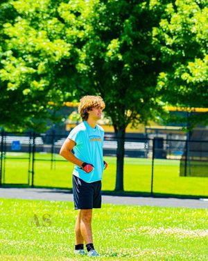 Image post by @ethanhindss on Instagram