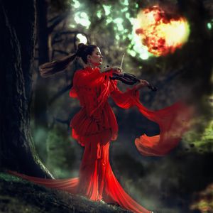 Image post by @ylo_violin on Instagram