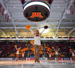 Image post by @gopherhockeycheer on Instagram