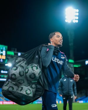 Image post by @azalkmaar on Instagram