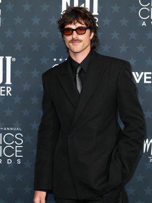 Image post by @people on Instagram