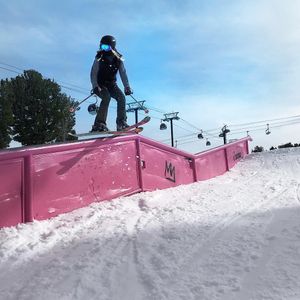 Image post by @j_skis on Instagram