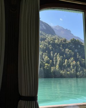 Image post by @elif_gedik on Instagram