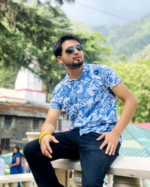 Image post by @isandeep_mark on Instagram