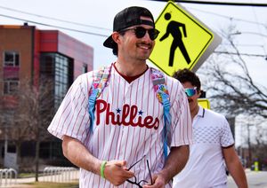 Image post by @RiverHawkBB on Twitter