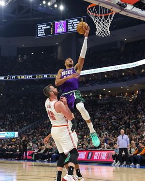 Image post by @giannis_an34 on Instagram