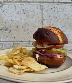 Image post by @bagelstreetdeli on Instagram