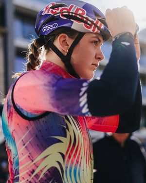 Image post by @wmncycling on Instagram