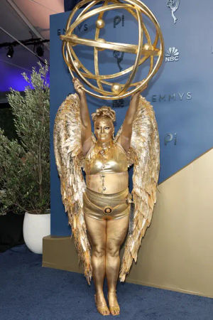 Image post by @people on TikTok