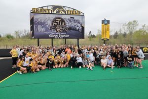 Image post by @iowafieldhockey on Twitter