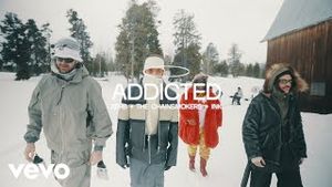 Video post by @chainsmokersvevo on YouTube