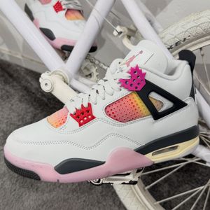 Image post by @footshop_bucharest on Instagram