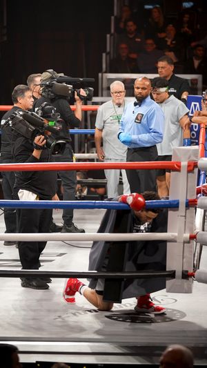 Video post by @zuffaboxing on Facebook