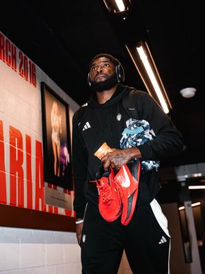 Image post by @londonlions on Instagram