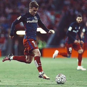 Image post by @soccerdotcom on Instagram