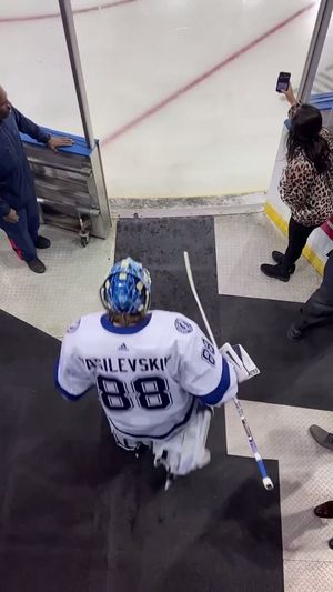Video post by @lightningnhl on Facebook