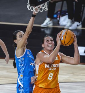 Image post by @valenciabasket on Instagram