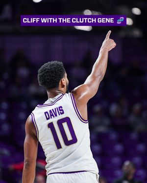 Image post by @jmumbasketball on Instagram