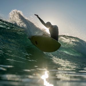 Image post by @elemntsurf on Instagram