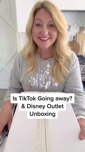 Video post by @livinglocurto on TikTok