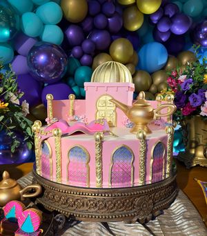 Image post by @rr_cakedesigners on Instagram