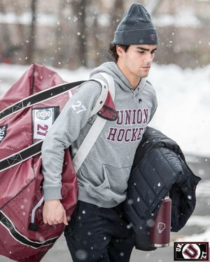 Image post by @unionmhockey on Instagram