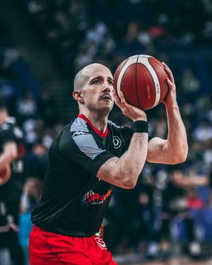 Image post by @ridersbball on Instagram