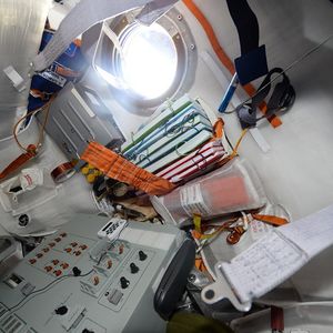 Image post by @iss on Instagram